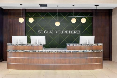 Sheraton Suites Galleria Atlanta Image