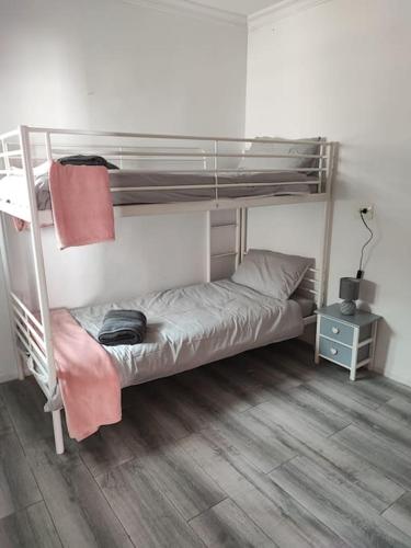 Postel nebo postele na pokoji v ubytování Great apartment in central Coín