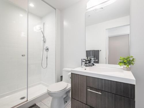 Ένα μπάνιο στο freed Suites - Downtown Toronto