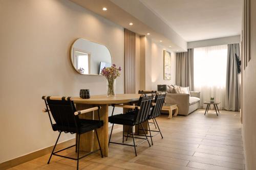 Acropolis Muses - Downtown Luxury Apartments