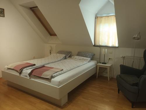 Postel nebo postele na pokoji v ubytování House Trta