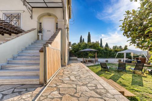 Mi Casa - Serene Garden Retreat, 2 bedroom house