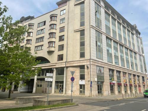 Budova, v ktorej sa apartmán nachádza