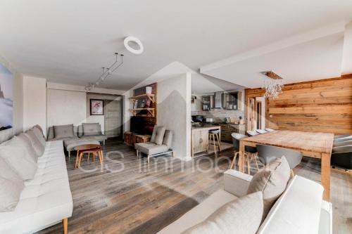Chalet De Meribel - Magnifique appartement 6 pièces pour 10 personnes dans le centre de Méribel proche des commerces et des pistes de ski MAE-1653