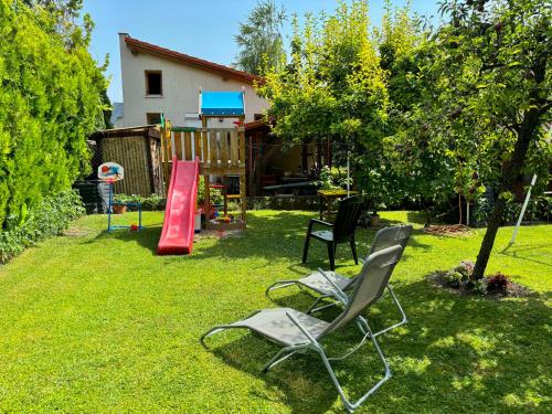 Vonkajšia záhrada v ubytovaní Vanessa apartman Siófok