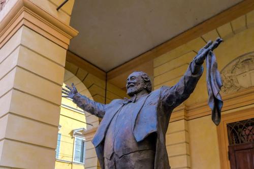 Imagen de la galería de Pavarotti's Suite in the Heart of Modena, en Módena