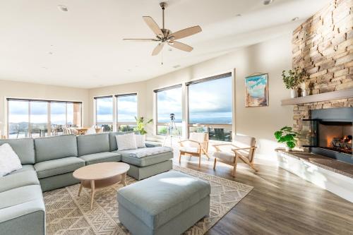 Χώρος καθιστικού στο Vista Grande home