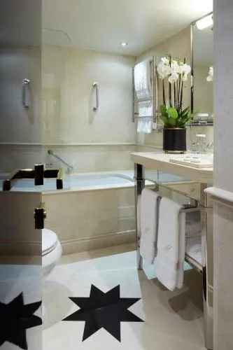 Milestone Hotel Kensington photo 6