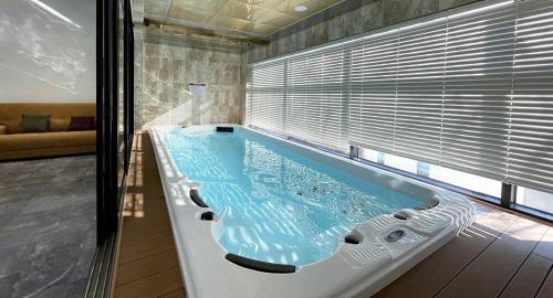 Fotografie z fotogalerie ubytování Gongju Forest Stay Pool Villa v destinaci Sŏkpong
