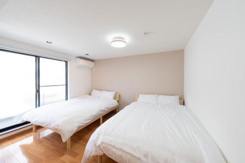 大阪市にある花火天下茶屋一番館天下茶屋駅徒歩4分リニューアルした落ち着きのある和風モダンな民宿のギャラリーの写真