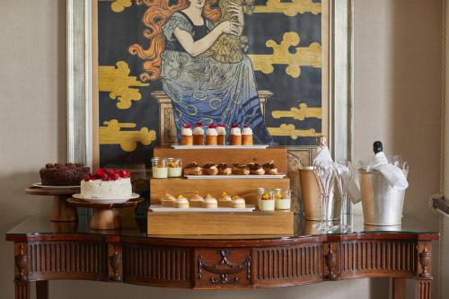 Egerton House Image