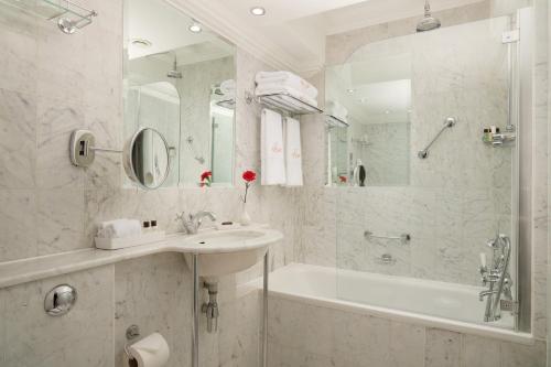 The Chesterfield Mayfair Image