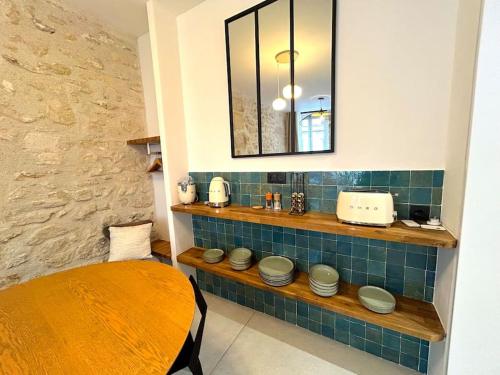 Louvre -Notre Dame 2BD, 2BATH AC