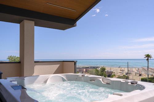 Gallery image of ArtRock Apartments in Giulianova