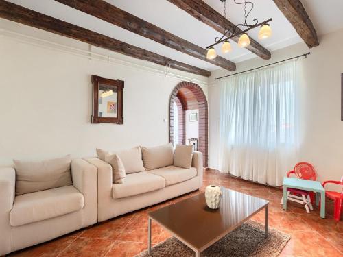 Χώρος καθιστικού στο Holiday Home in Rovinjsko with Pool