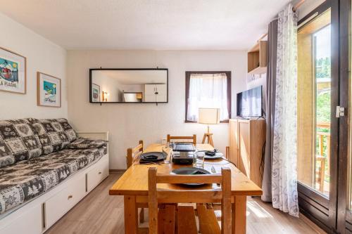 Photo de la galerie de l'établissement Le Petit Refuge de la Plagne - Studio vue montagne, à Mâcot La Plagne