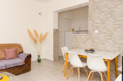 Η κουζίνα ή μικρή κουζίνα στο Apartment Relax