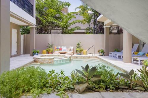 Kolam renang di atau dekat dengan IL Paradiso Perduto home