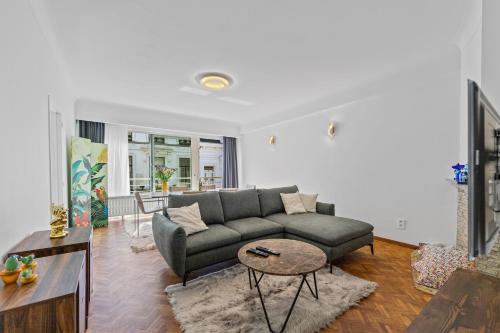 Μια τηλεόραση ή/και κέντρο ψυχαγωγίας στο Central & luminous apartment