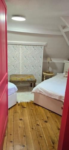 Gallery image of La Cour Du Puits Chambre Victor in Cormeilles