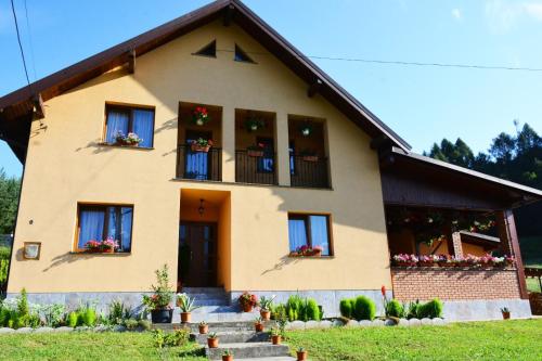 Casa La Marin Borșa