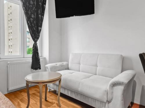 tabor strasse apartment