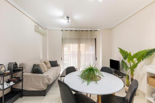 Vasallos apartment with AC and wifi