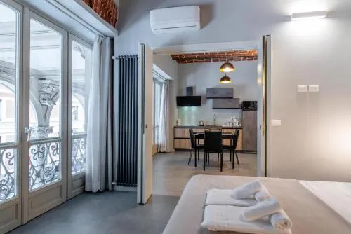 Suite & Queen Apartments by Toh Solution photo 21
