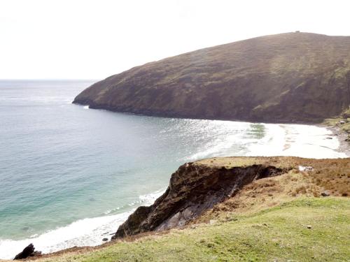 a view of a beach with the ocean at No 5 Beach Cottages in Keel