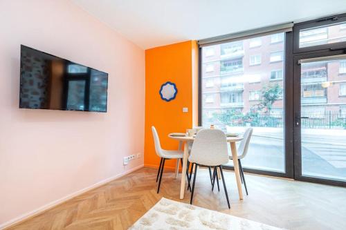 Appartement Coloré aux portes des Buttes Chaumont