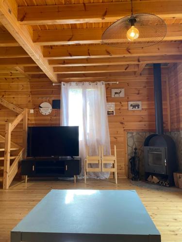 Fotografia z galérie ubytovania Chalet chaleureux l’hospitalet près l’andorre . v destinácii LʼHospitalet-près-lʼAndorre