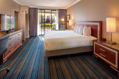 Cama o camas de una habitación en DoubleTree by Hilton Newark-Fremont
