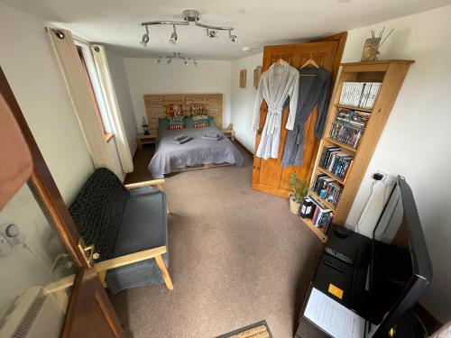 an overhead view of a bedroom with a bed at Yairbrig Holiday in Galashiels