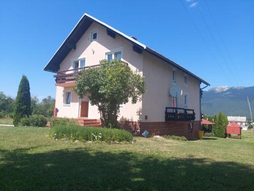 Fotografie z fotogalerie ubytování Jelena v destinaci Korenica