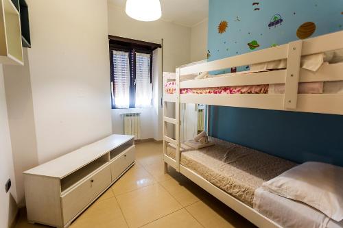 Naos C&G Hospitium