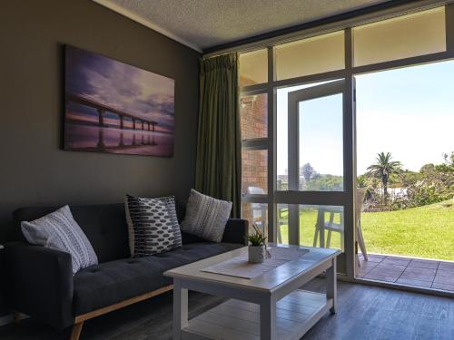 Χώρος καθιστικού στο Unit 159 Brookes Hill Suites