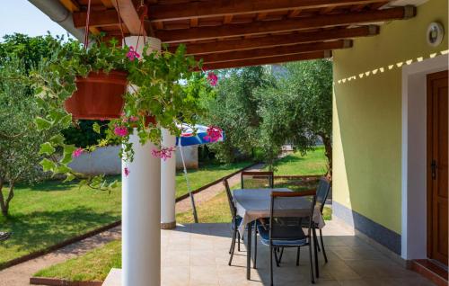 Stunning Home In Medulin With Wifi