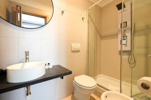 R-home fine rooms guesthouse