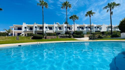 Jardim da Oura - Shared Pool - 6 Guests - Albufeira