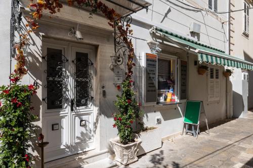 SEISTANCA LUX -Old City Entrance Dubrovnik