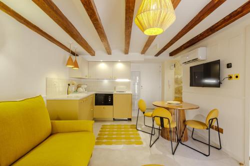 Cozy charming apartment in historic center