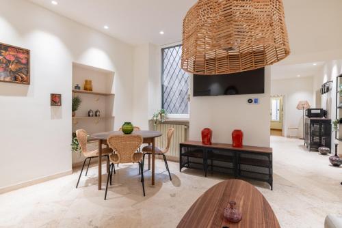 Charming 3 Bedroom Apartment in the Historic Center
