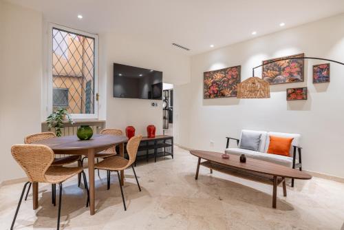 Charming 3 Bedroom Apartment in the Historic Center