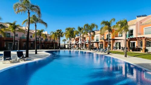 Santa Maria C - Shared Pool - 8 Guests - Albufeira