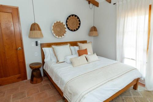Postel nebo postele na pokoji v ubytování Pedasí, Playa Los Destiladeros Casa Serena