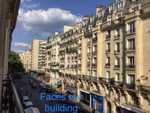 Sunny Bastille-Roquette Paris