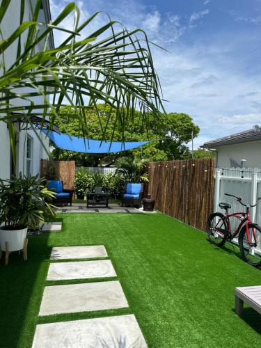 Tropical Studio photo 32