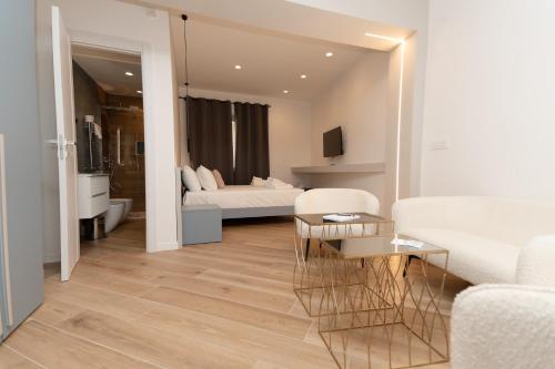 Posezení v ubytování Kira suite and rooms