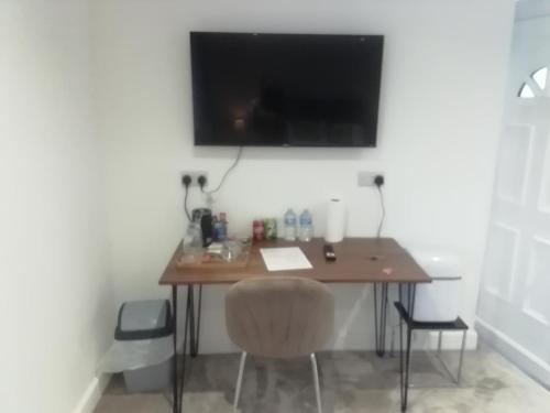 Jays modern guest house photo 34