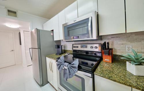 Serene View 1 BR photo 30